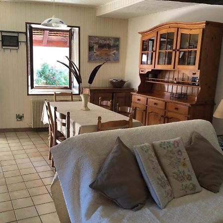 Appartement Dans La Vieille Ville, En Face Du Chateau Annecy Exteriör bild